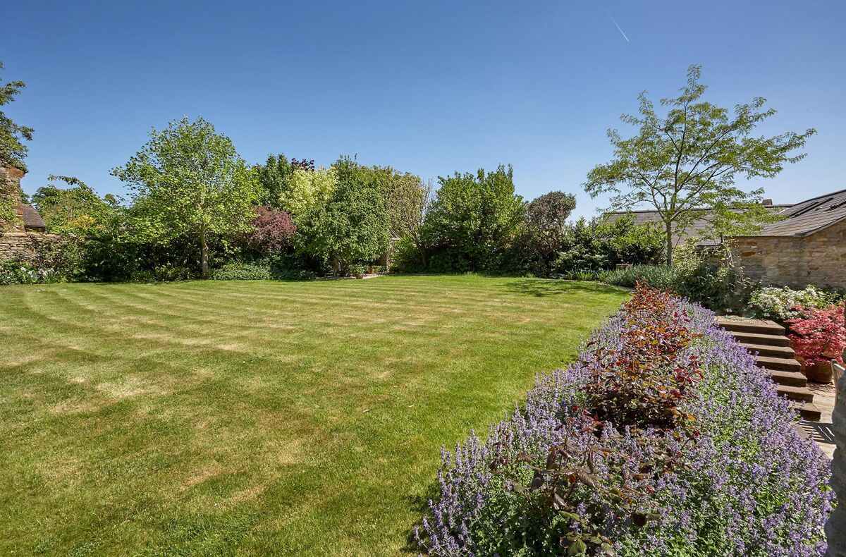 house for sale in Duns Tew, Oxfordshire, OX25 OXF090411 Knight Frank