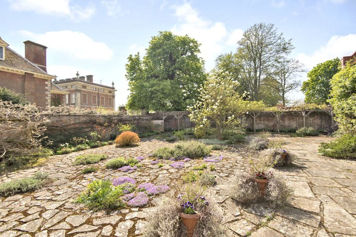 house for sale in Wotton Underwood, Aylesbury, Buckinghamshire, HP18