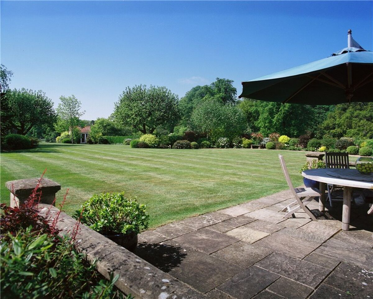 house for sale in Freeland, Nr Woodstock, Oxfordshire, OX29 OXF110017