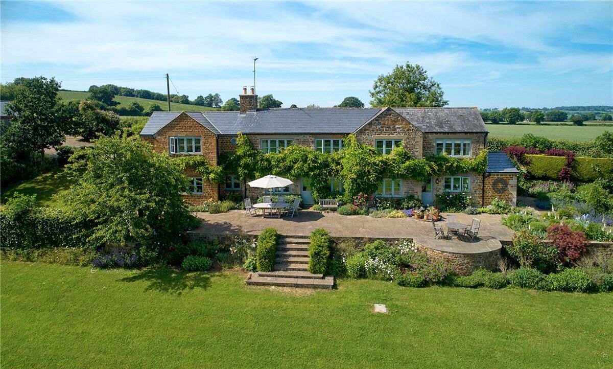 house for sale in Nr Wiggington, Swerford, Chipping Norton, Oxfordshire