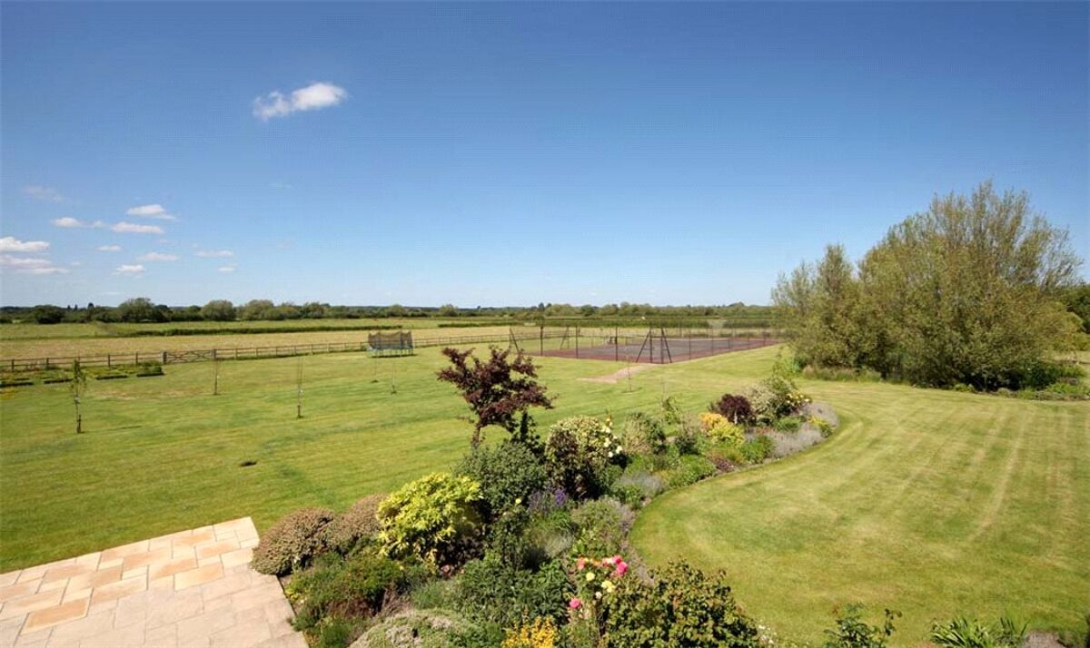 house for sale in Goosey, Faringdon, Oxfordshire, SN7 OXF120040 Knight Frank