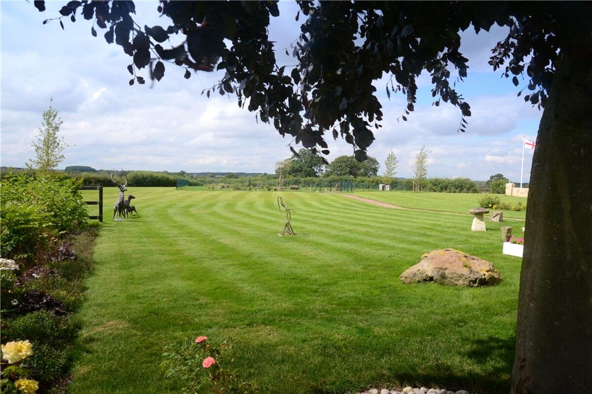 house for sale in Coursehill Farmhouse, Course Hill Lane, Ducklington