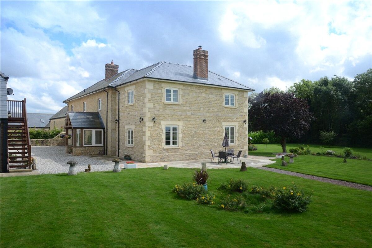 house for sale in Coursehill Farmhouse, Course Hill Lane, Ducklington