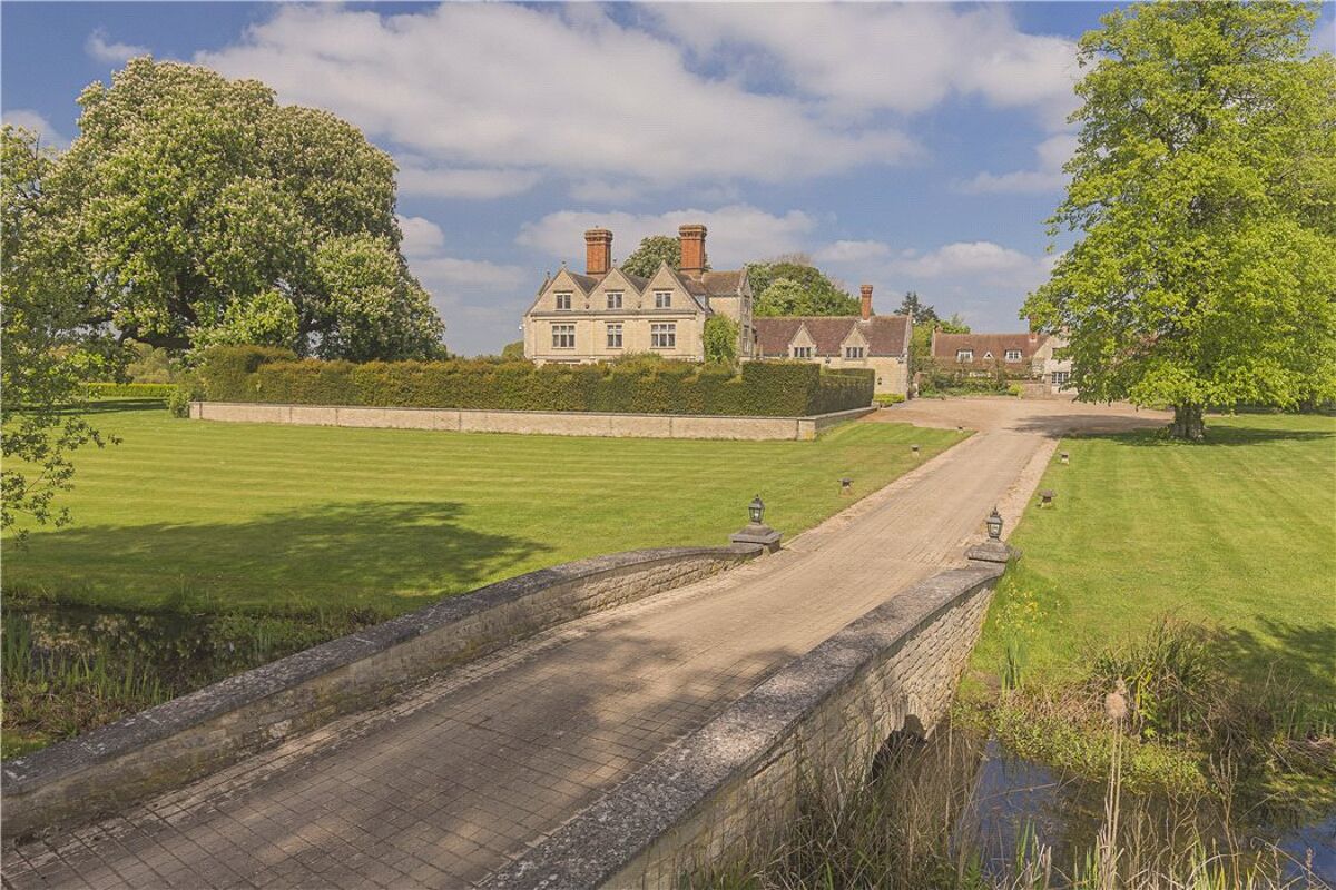 house for sale in Foscote, Buckingham, MK18 OXF120141 Knight Frank