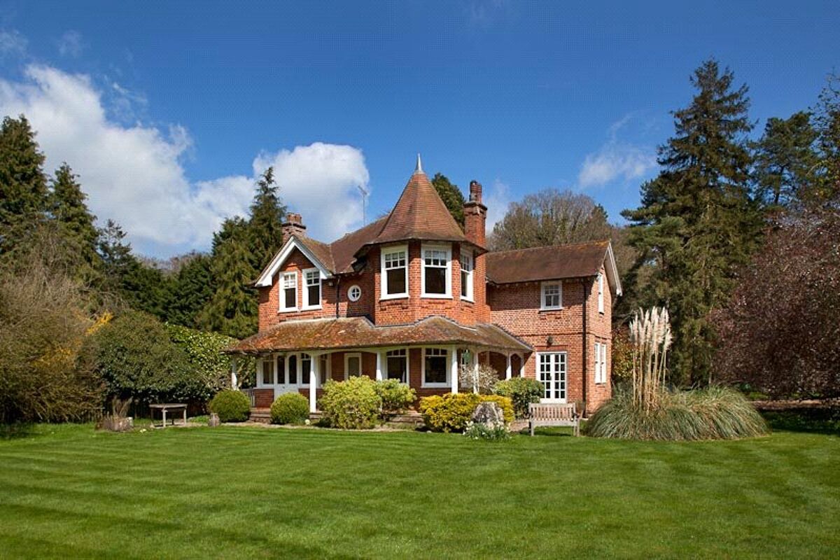 house for sale in Oxford Road, Eynsham, Witney, Oxfordshire, OX29