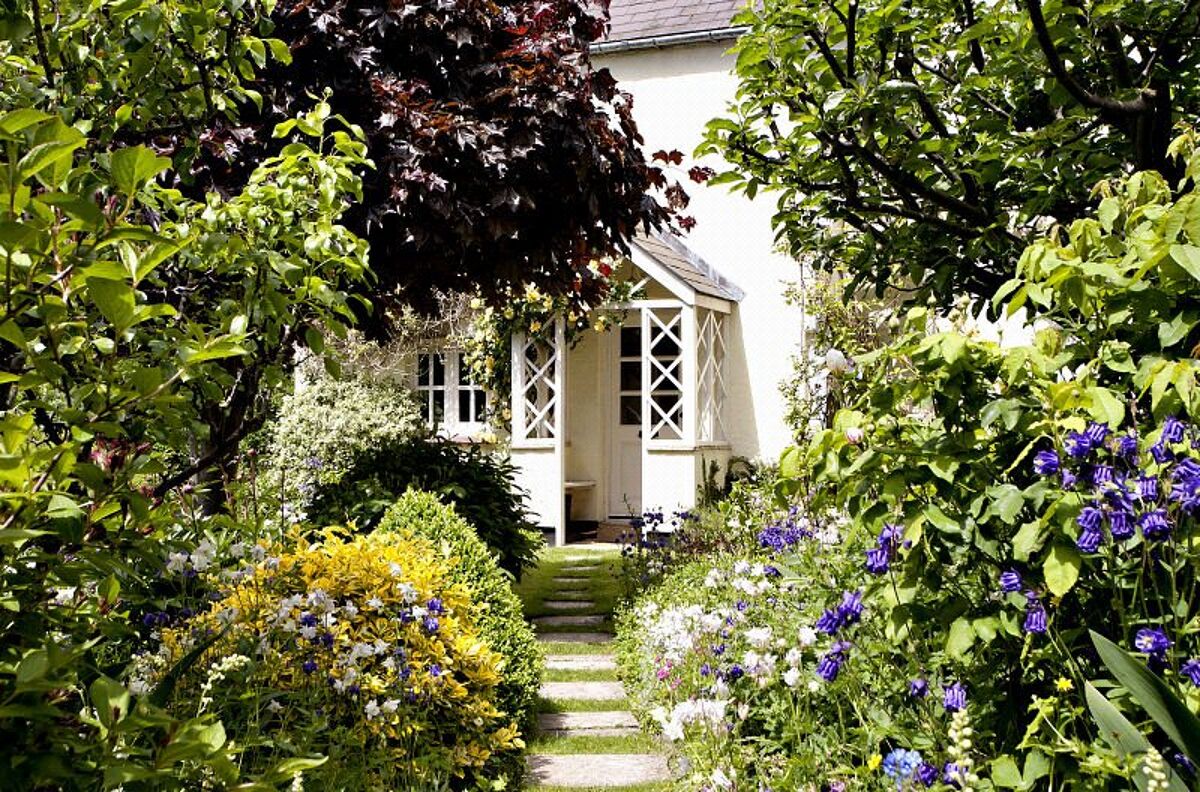 house for sale in Frogmore Lane, Long Crendon, Buckinghamshire, HP18