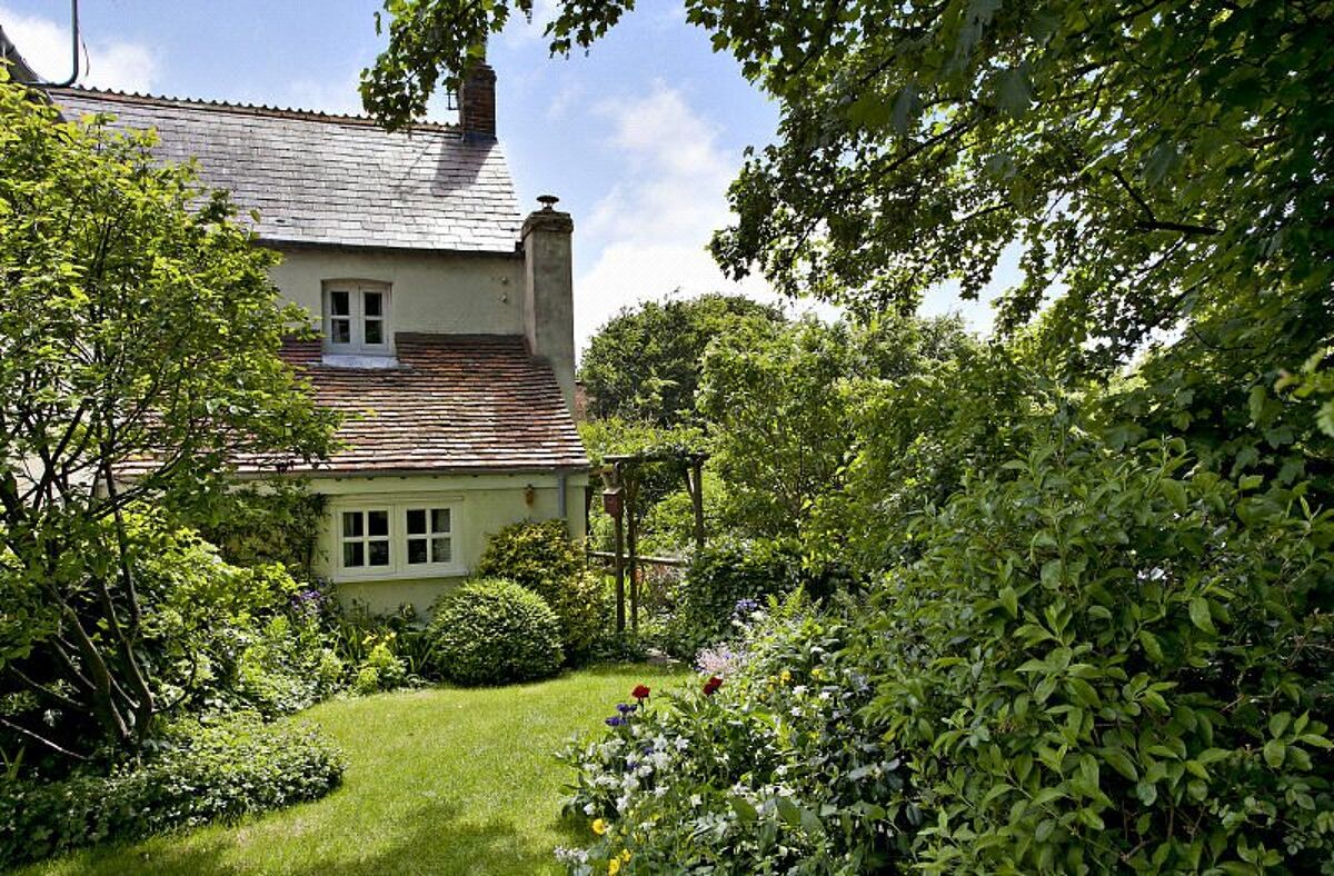 house for sale in Frogmore Lane, Long Crendon, Buckinghamshire, HP18