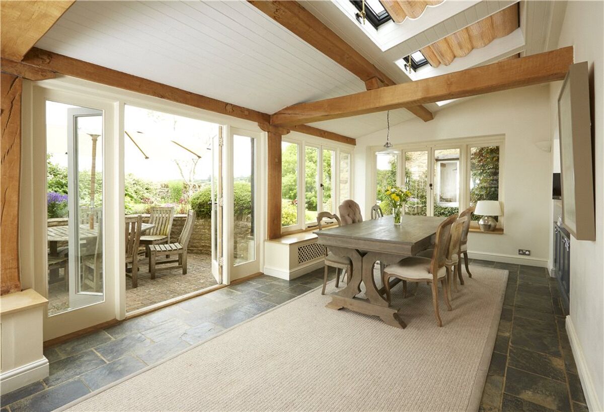 house for sale in Taynton, Burford, Oxfordshire, OX18 OXF130436