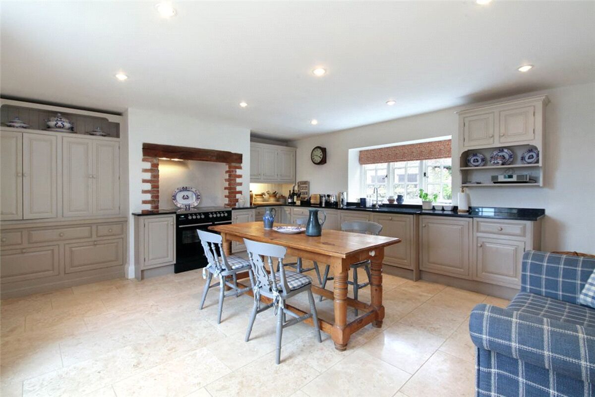 house for sale in High Street, Little Milton, Oxford, Oxfordshire, OX44