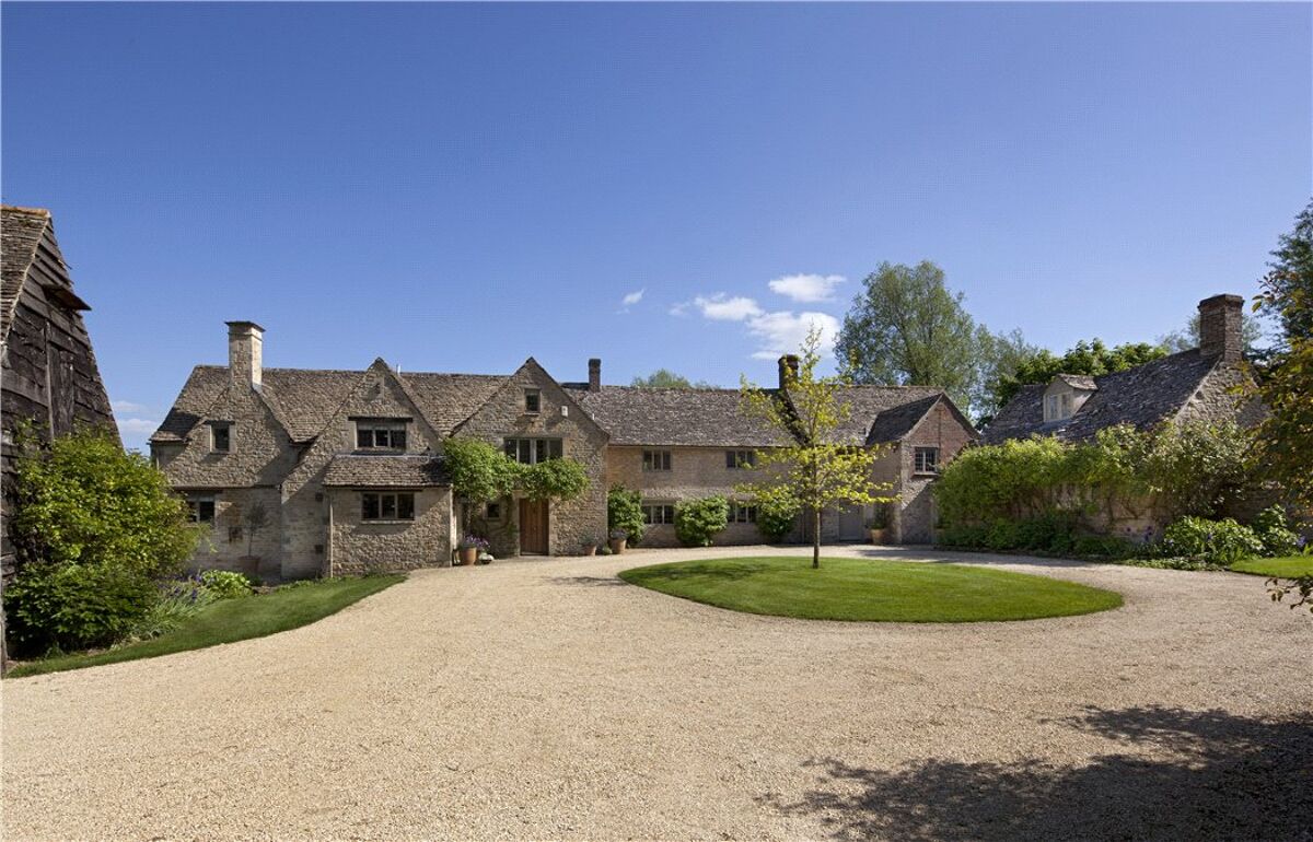 house for sale in Gill Mill, Tar Road, Stanton Harcourt, Witney