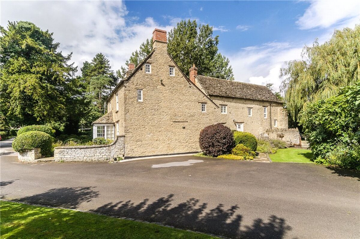 house for sale in Mill Lane, Alvescot, Bampton, Oxfordshire, OX18
