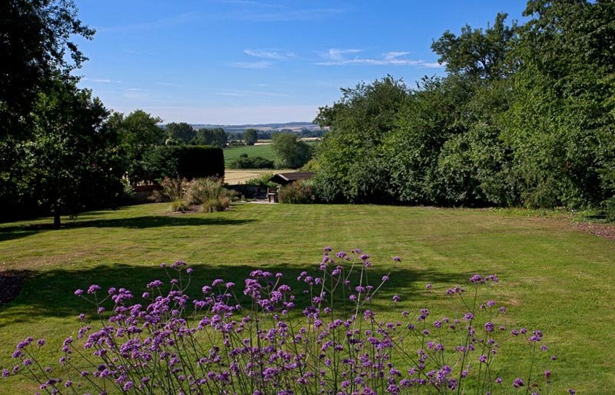 house for sale in Sires Hill, North Moreton, Didcot, Oxfordshire, OX11