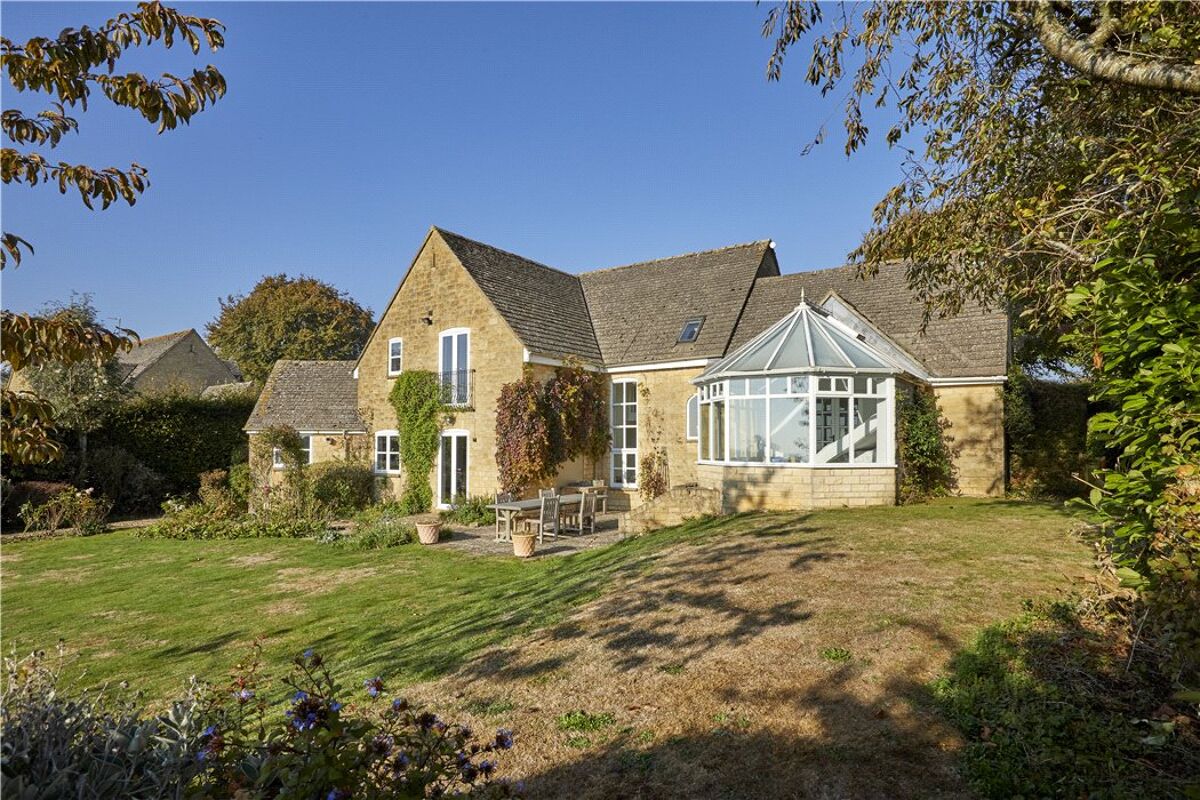 house for sale in Heythrop, Chipping Norton, Oxfordshire, OX7