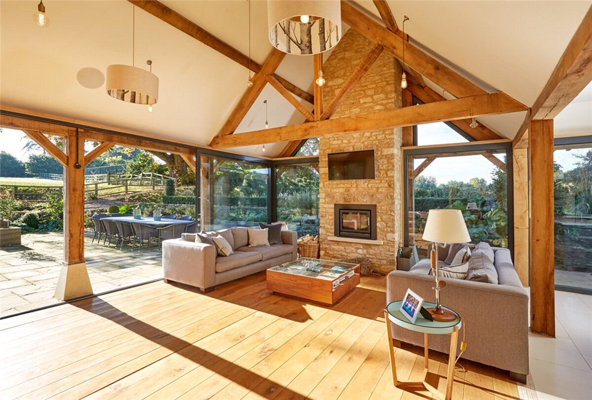 house for sale in Ascott Under Wychwood, Chipping Norton, Oxfordshire