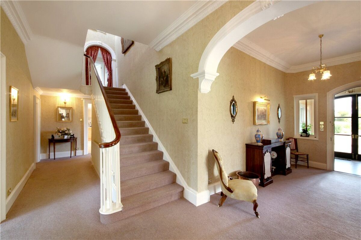 house for sale in Cuddington, Buckinghamshire, HP18 OXF170073