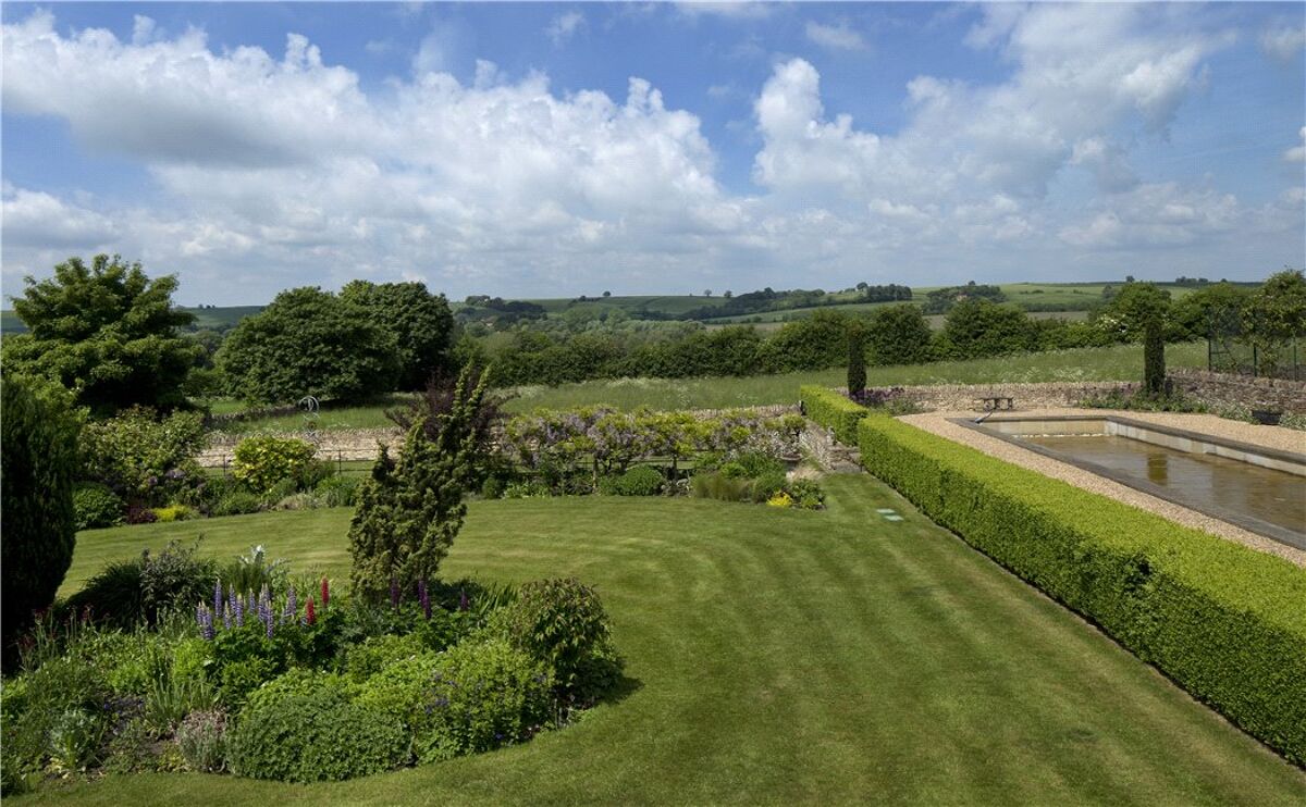 house for sale in Cuddington, Buckinghamshire, HP18 OXF170073