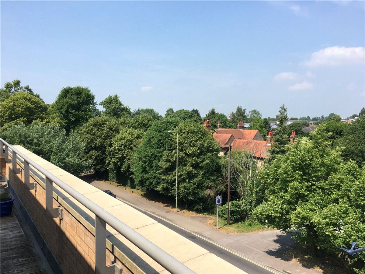 penthouse for sale in Victoria Gardens, 15 Marston Ferry Road, Oxford