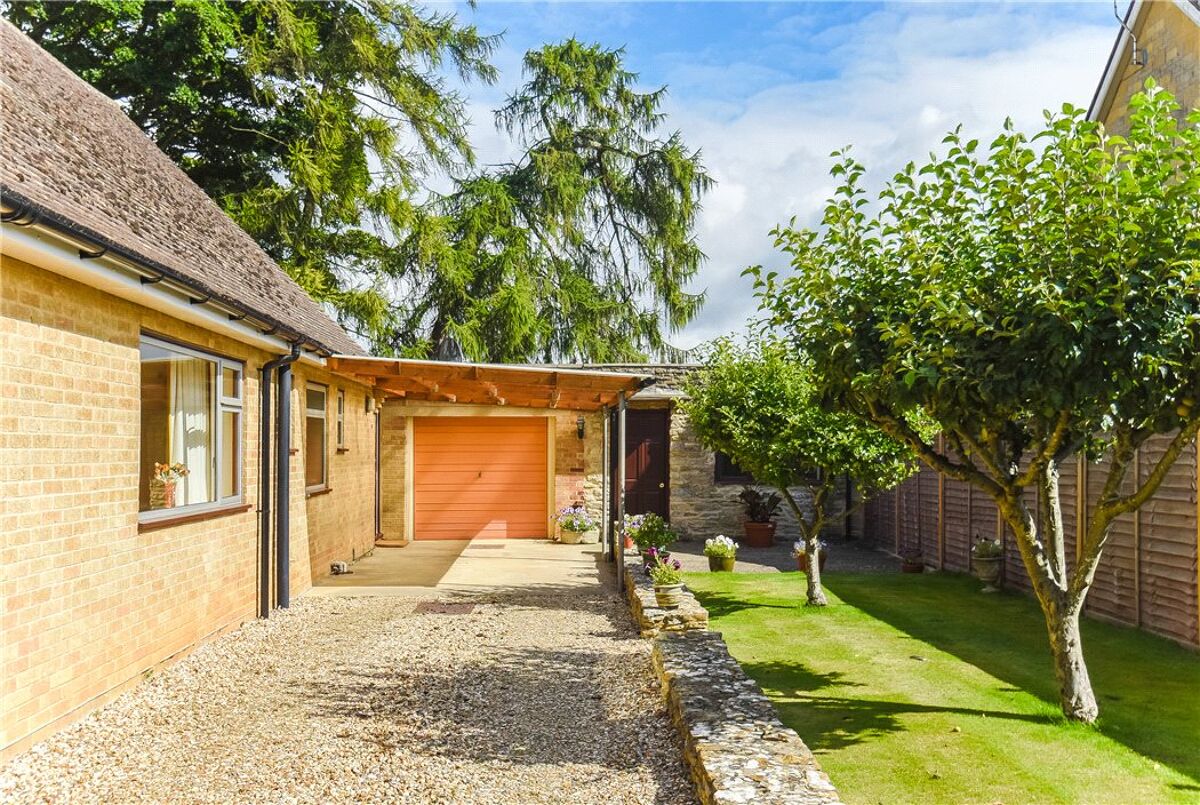 house for sale in Millwood End, Long Hanborough, Witney, Oxfordshire