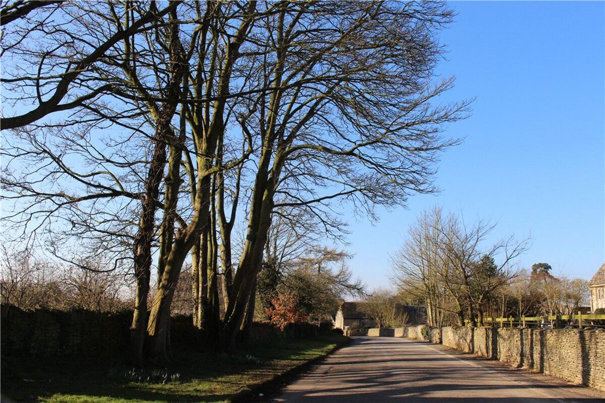 house for sale in Broadwell, Lechlade, Oxfordshire, GL7 OXF170300 Knight Frank