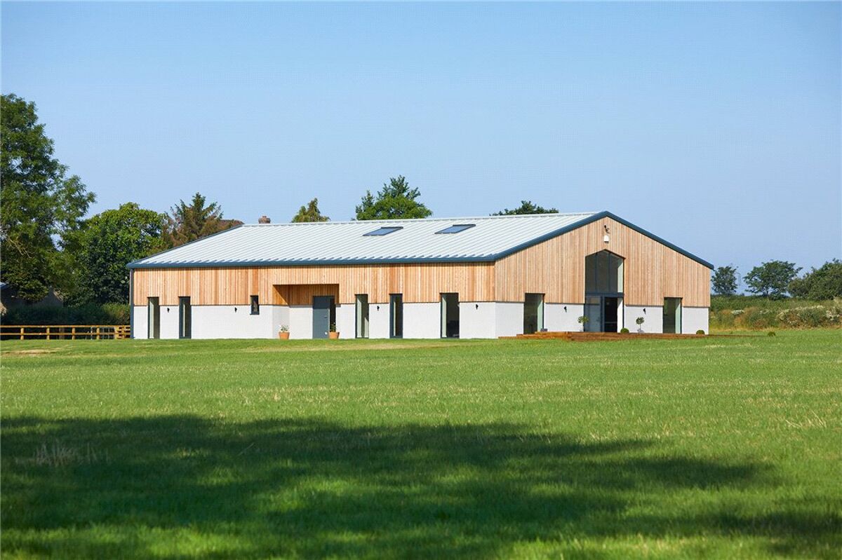 house for sale in Foresters, Oakley, Aylesbury, HP18 OXF170427