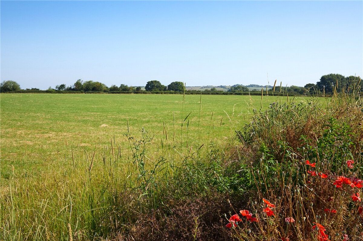 house for sale in Foresters, Oakley, Aylesbury, HP18 OXF170427