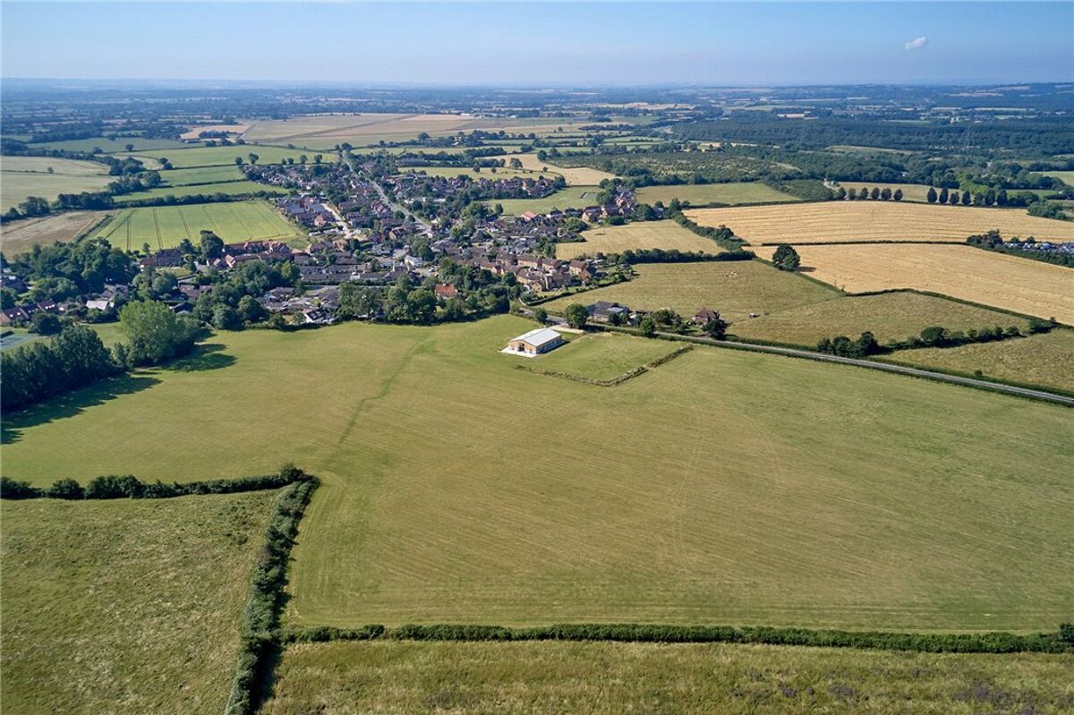 house for sale in Foresters, Oakley, Aylesbury, HP18 OXF170427