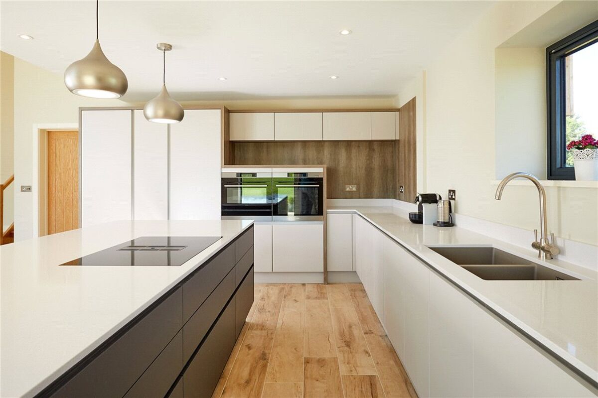 house for sale in Foresters, Oakley, Aylesbury, HP18 OXF170427