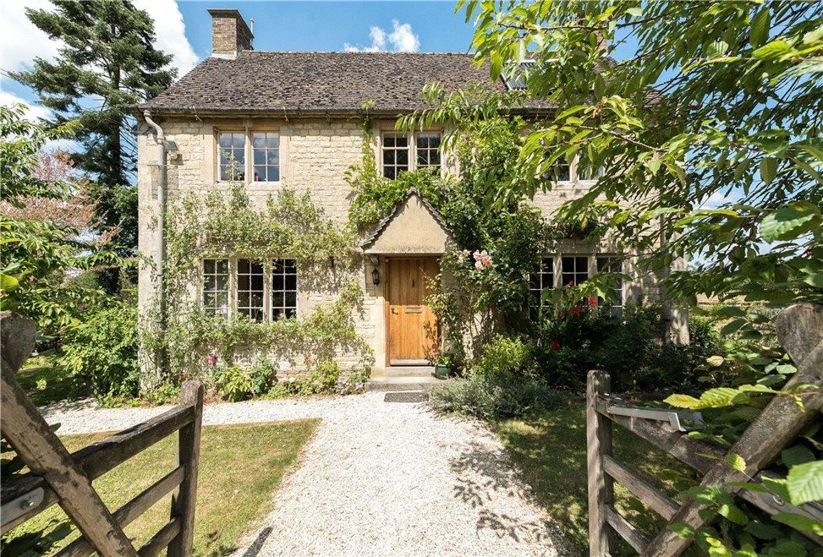 house for sale in AscottUnderWychwood, Chipping Norton, Oxfordshire