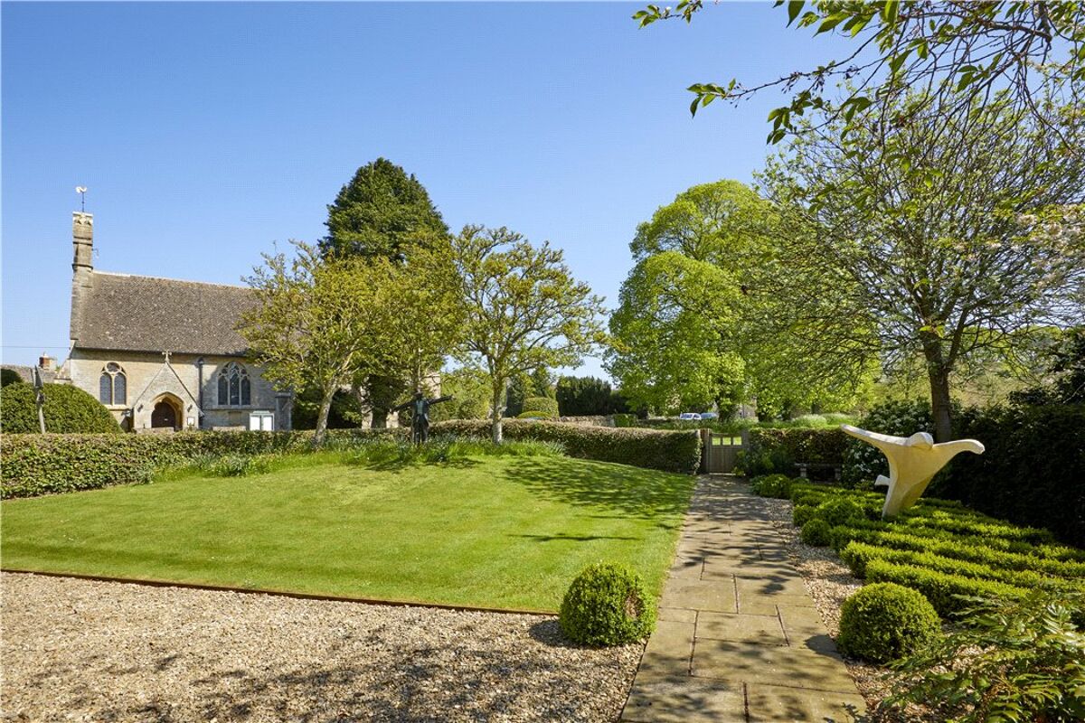 house for sale in Filkins, Lechlade, Oxfordshire, GL7 OXF180148