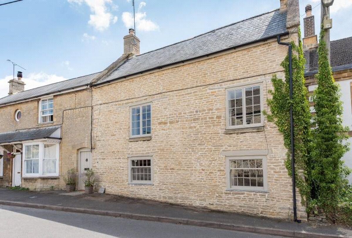 house for sale in Bull Hill, Chadlington, Chipping Norton, Oxfordshire