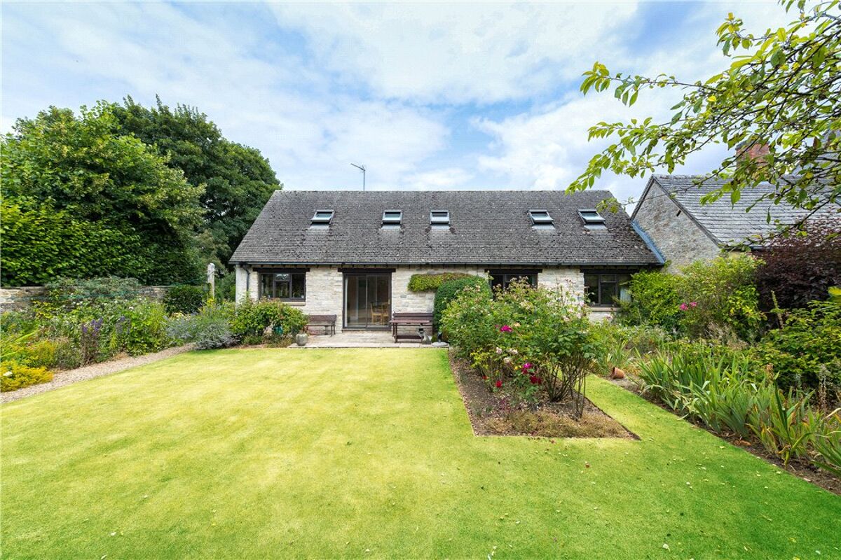 house for sale in Home Farm Close, ShiptonunderWychwood, Chipping