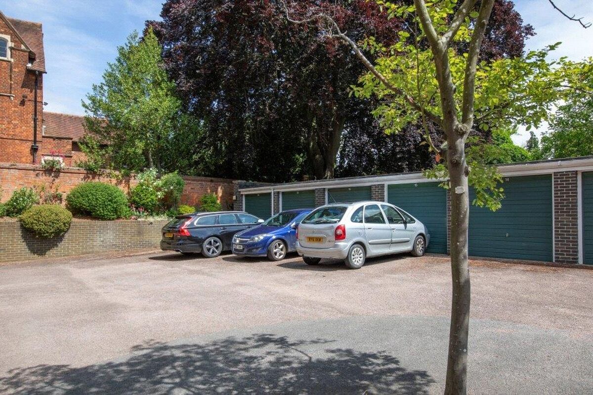 flat for sale in Hartley Court, Woodstock Road, Oxford, Oxfordshire ...