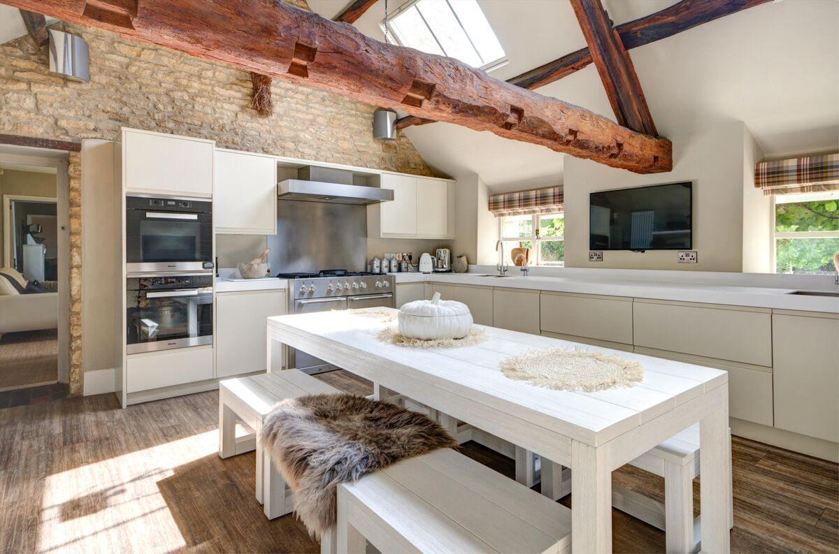 farmhouse for sale in Taston, Charlbury, Oxfordshire, OX7 OXF180518