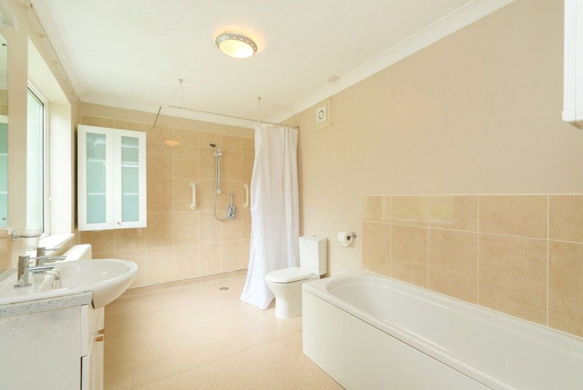 house for sale in Appleton Road, Cumnor, Oxford, OX2 OXF190002