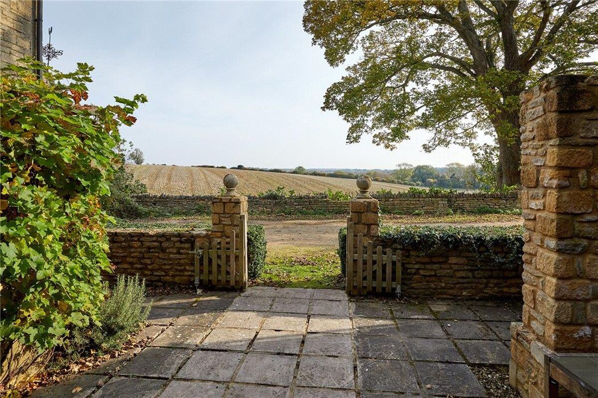 house for sale in Old Minster Lovell, Minster Lovell, Witney, OX29