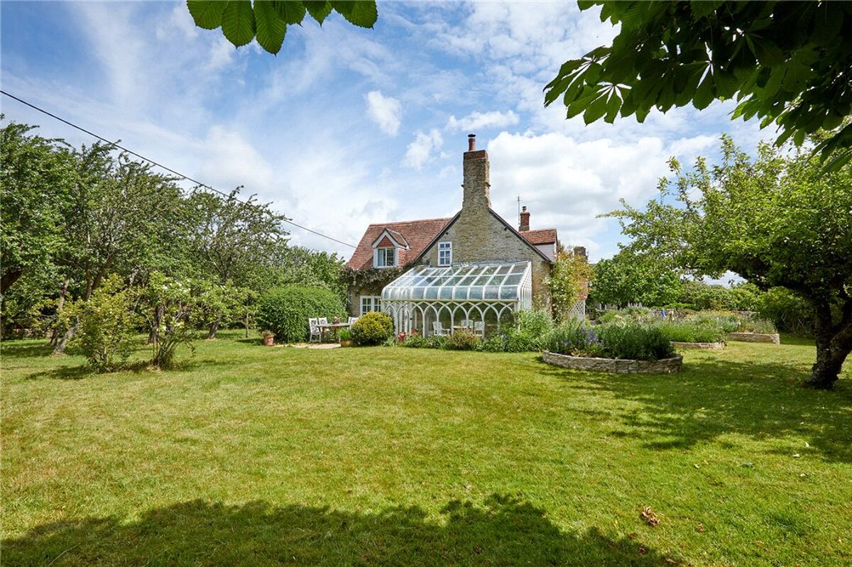 house for sale in Near Buckland, Faringdon, Oxfordshire, SN7