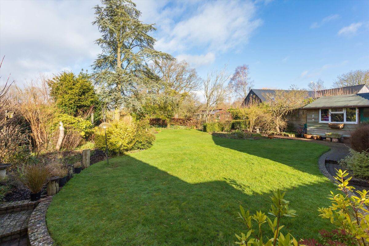 house for sale in Appleton Road, Cumnor, Oxford, Oxfordshire, OX2