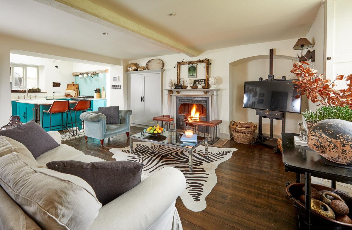 house for sale in Main Street, Charlton, Northamptonshire, OX17