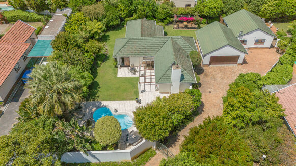 Picture of House for sale.