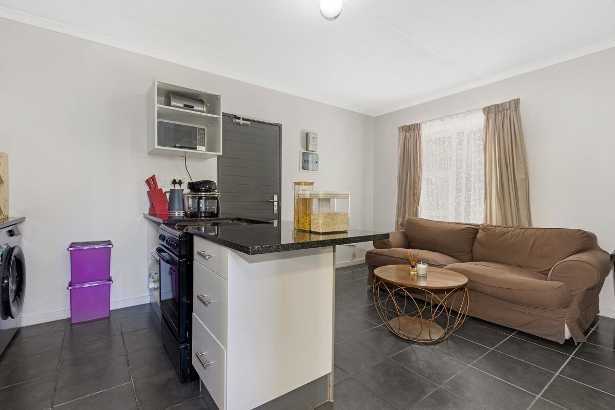 apartment for sale in Cape Town, Maitland PDR6735 Knight Frank