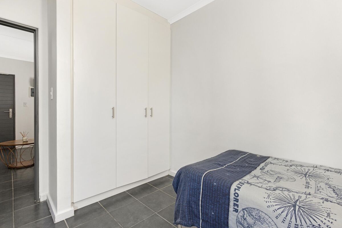 apartment for sale in Cape Town, Maitland PDR6735 Knight Frank