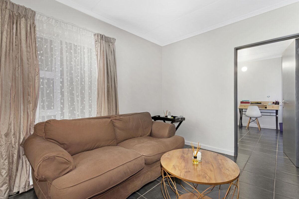 apartment for sale in Cape Town, Maitland PDR6735 Knight Frank