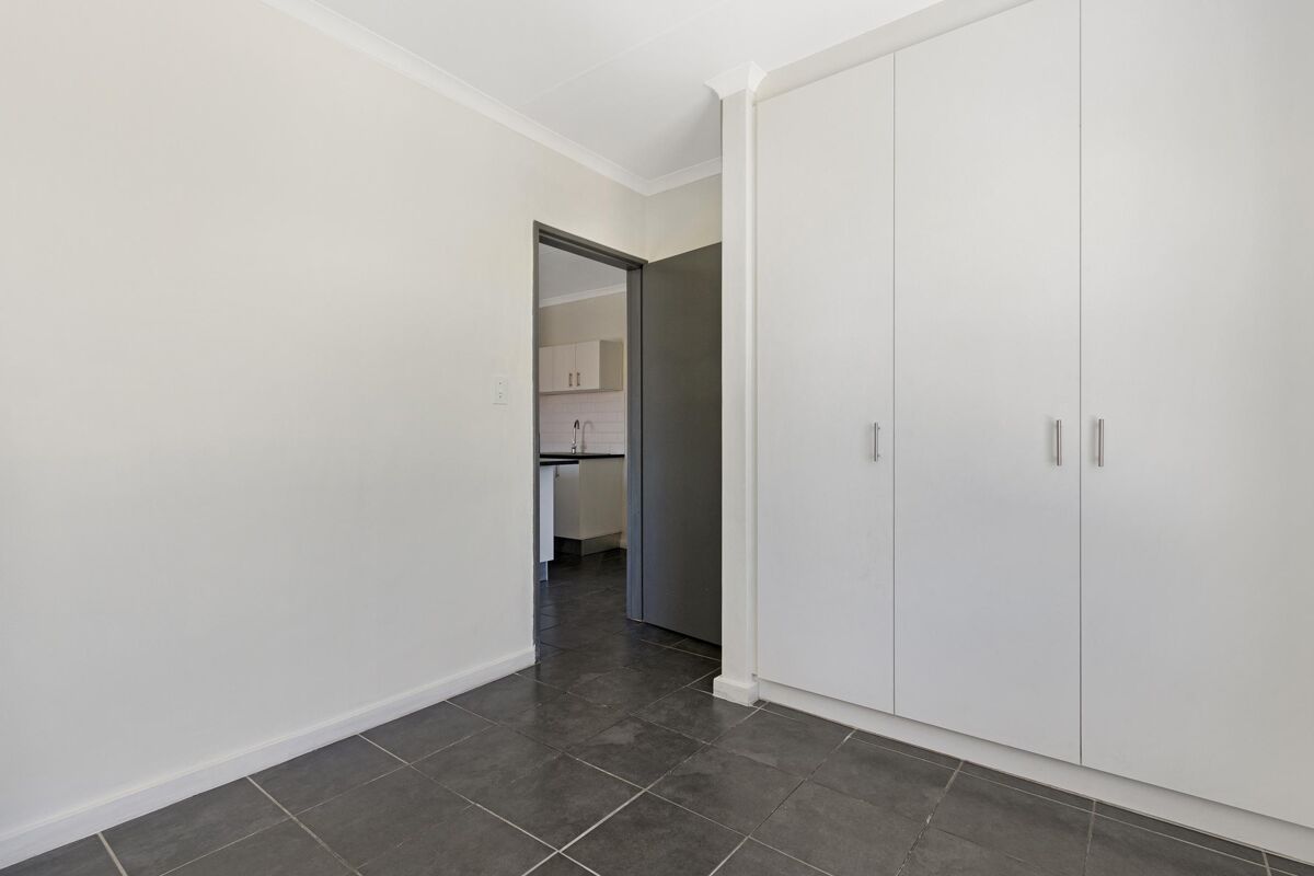 apartment for sale in Cape Town, Maitland PDR6735 Knight Frank