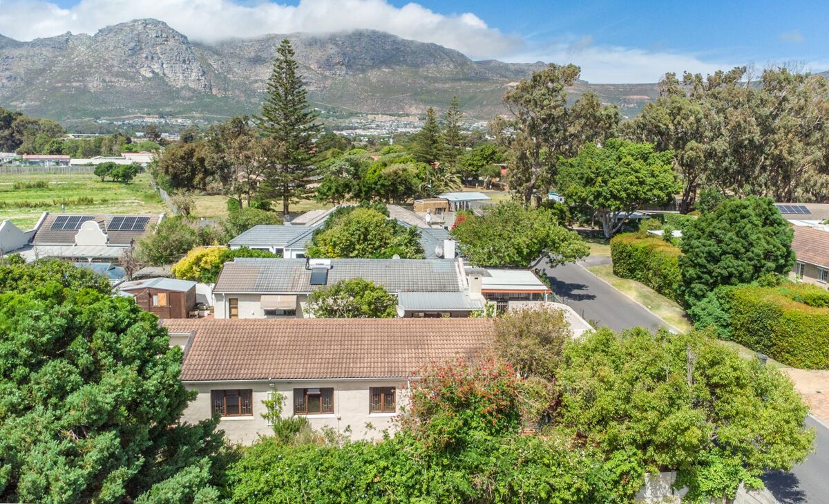 house for sale in Cape Town, Tokai PDR7193 Knight Frank