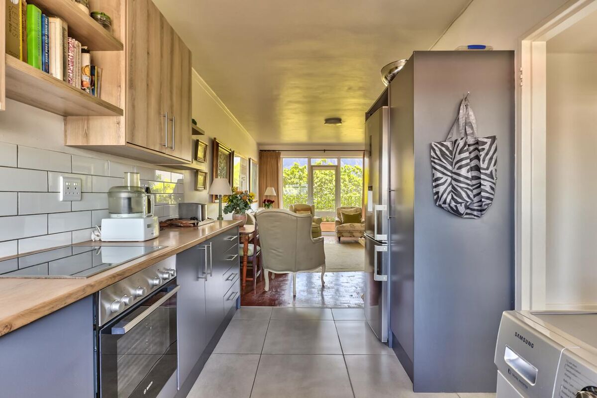 apartment for sale in Cape Town, Wynberg Upper pdr7756 Knight Frank