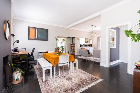Picture of 2 bedroom house for sale.