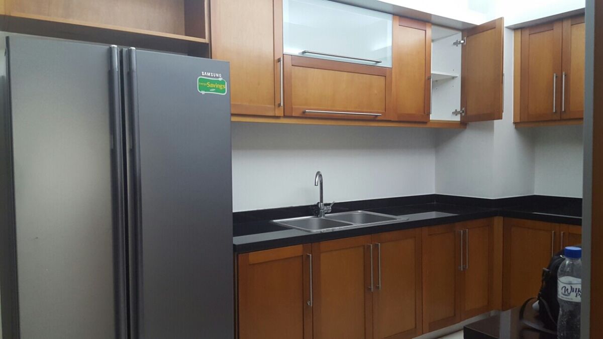 Pand Te Huur Mahogany Tower One Serendra 11th Avenue McKinley Pkwy 