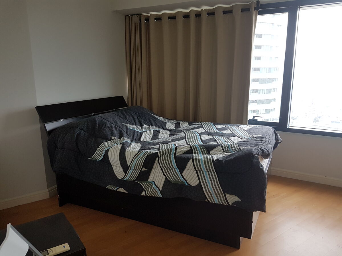 condominium for sale in One Rockwell, Rockwell Drive, Makati City PHRESIWEB000136 Knight Frank