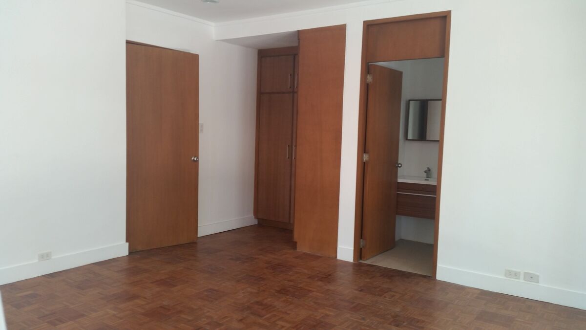 house for sale in Dasmarinas Village, Dasmarinas Village, Barangay