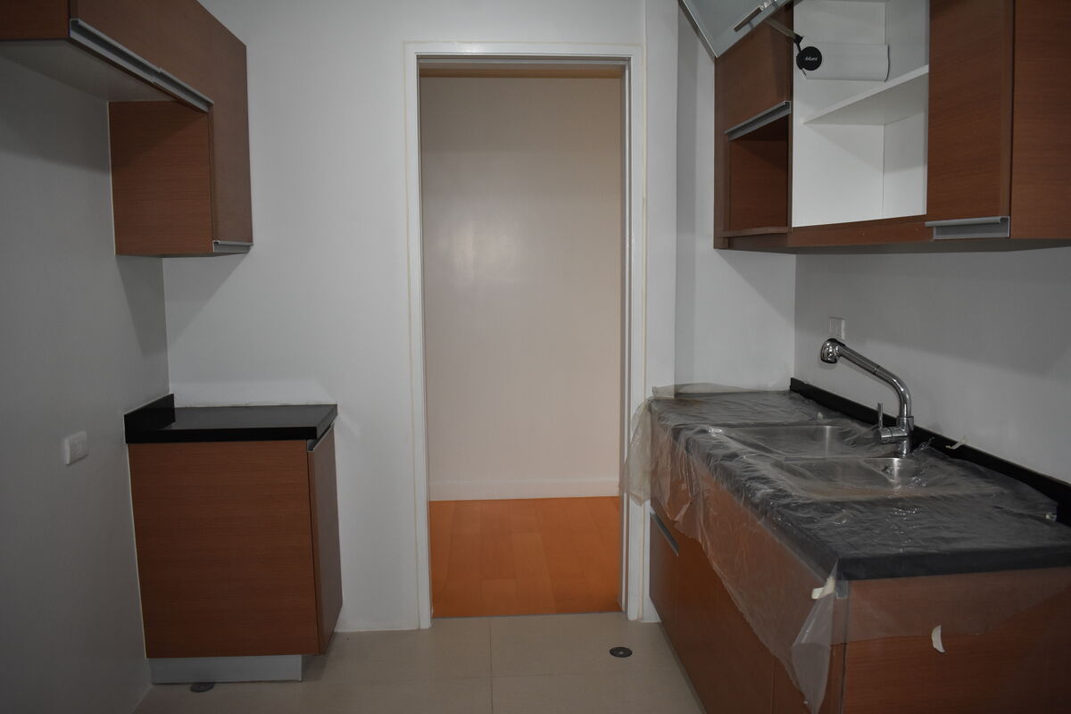 condominium for sale in The Beaufort, The Beaufort, 5th Avenue Cor